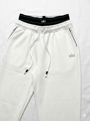 Alo Yoga tracksuit set