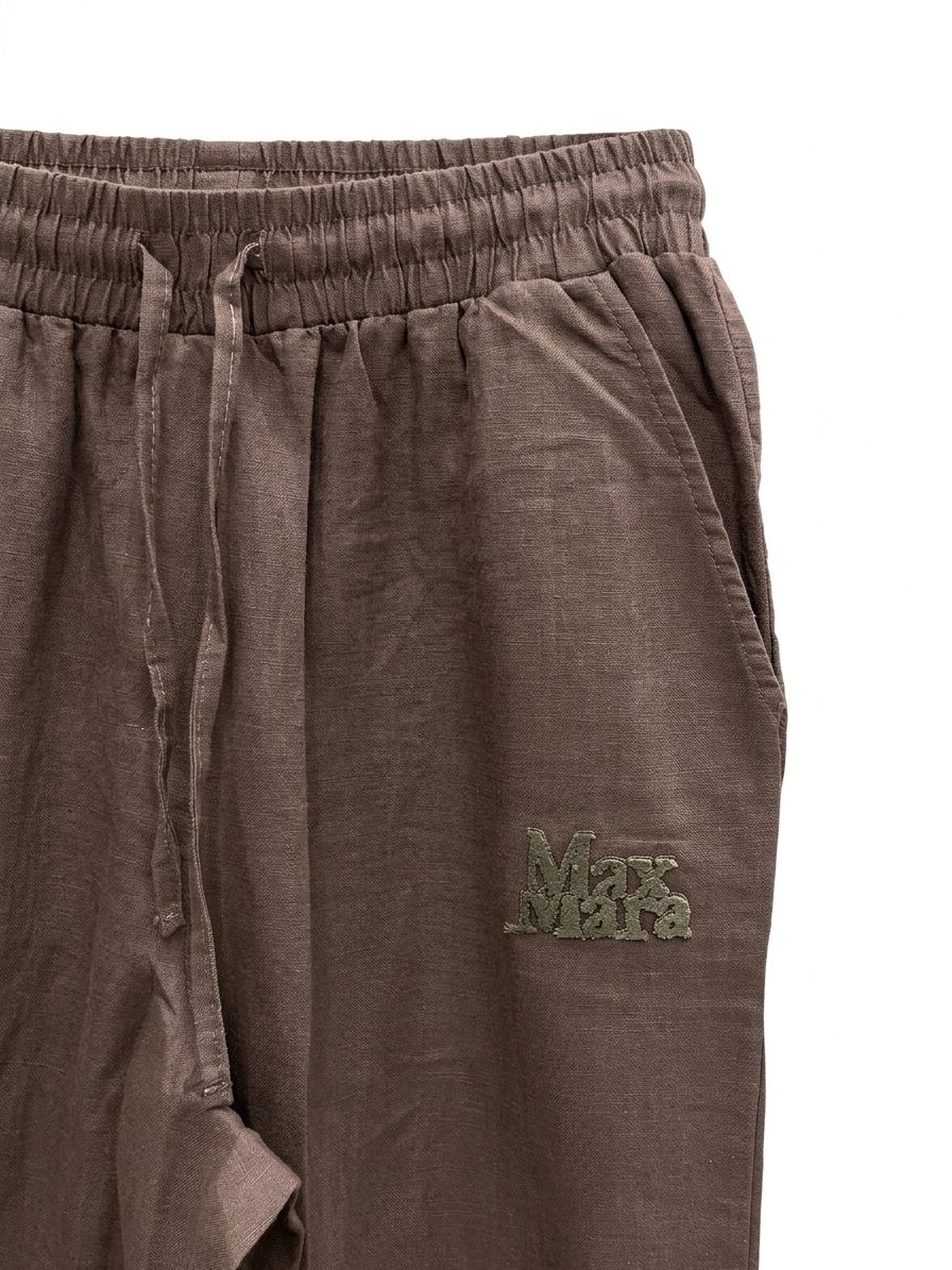 Max Mara Luxury Linen-Cotton Blend Suit with Logo Detailing