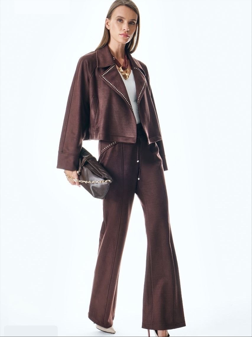 Chic Velvet Semi-Classic Suit