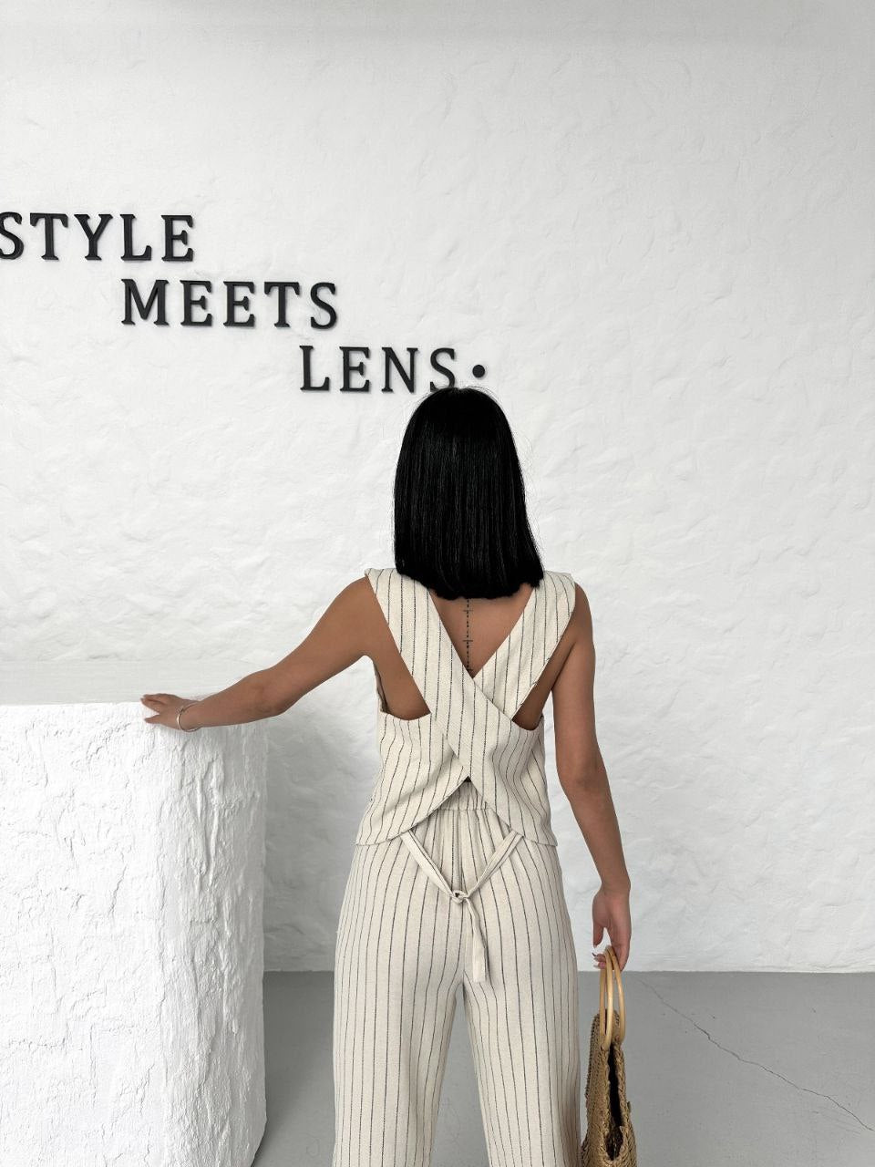 Linen-Cotton Co-ord with Chic Back Detail